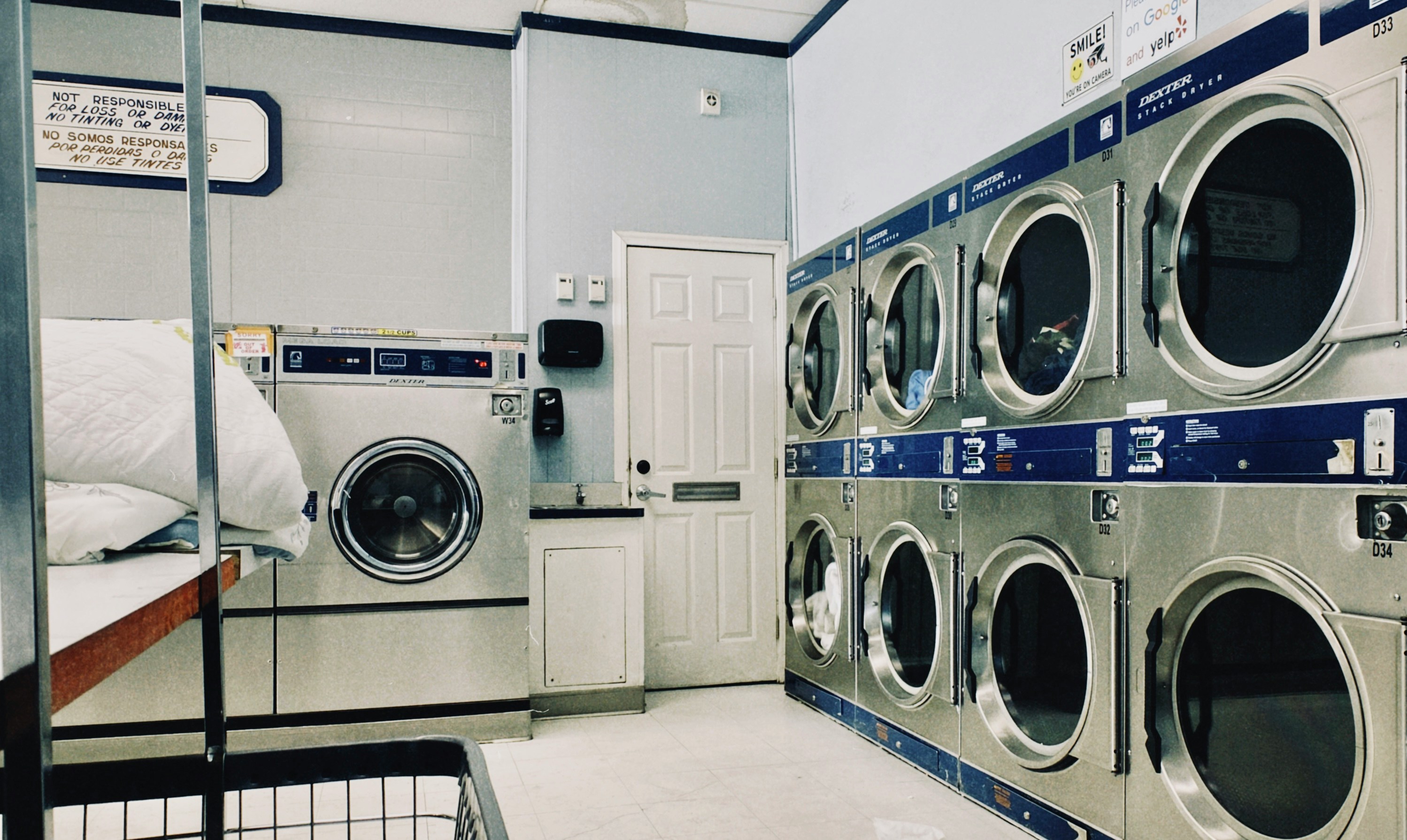 Benefits of Using Commercial Laundry Services